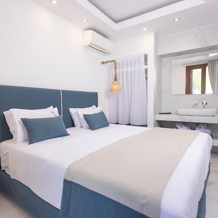 Villa D'Oro - Luxury Villas & Suites Paliouri Kamer foto